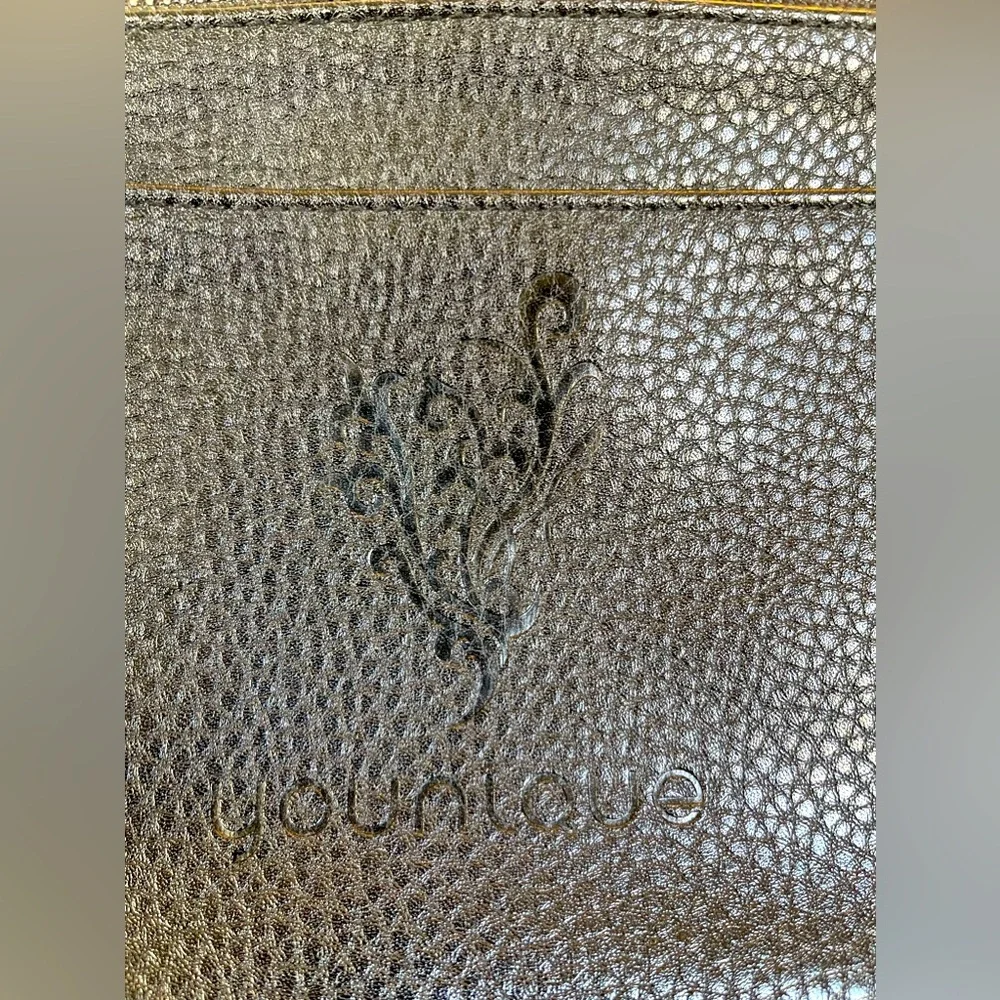 YOUNIQUE Multi-Pocket Cosmetic Bag BLACK